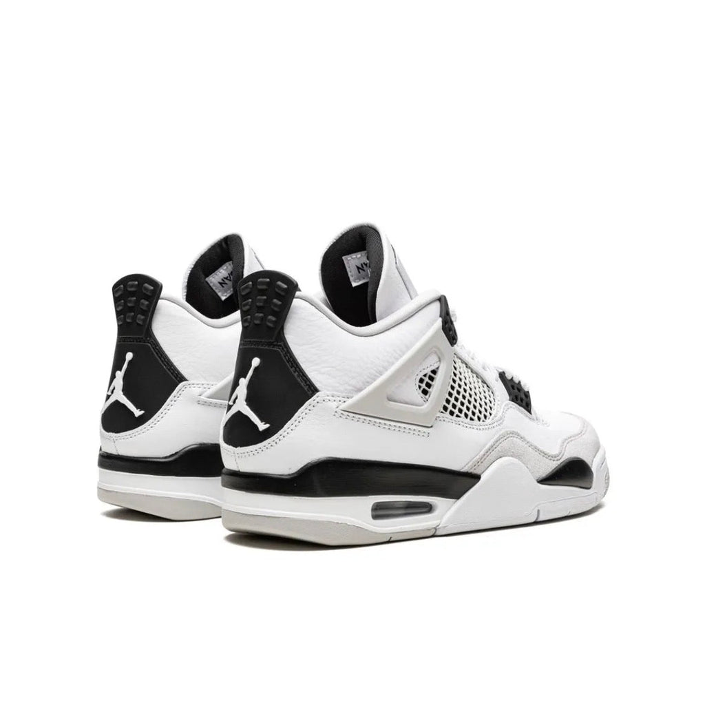 Air Jordan 4 Retro "Military Black"