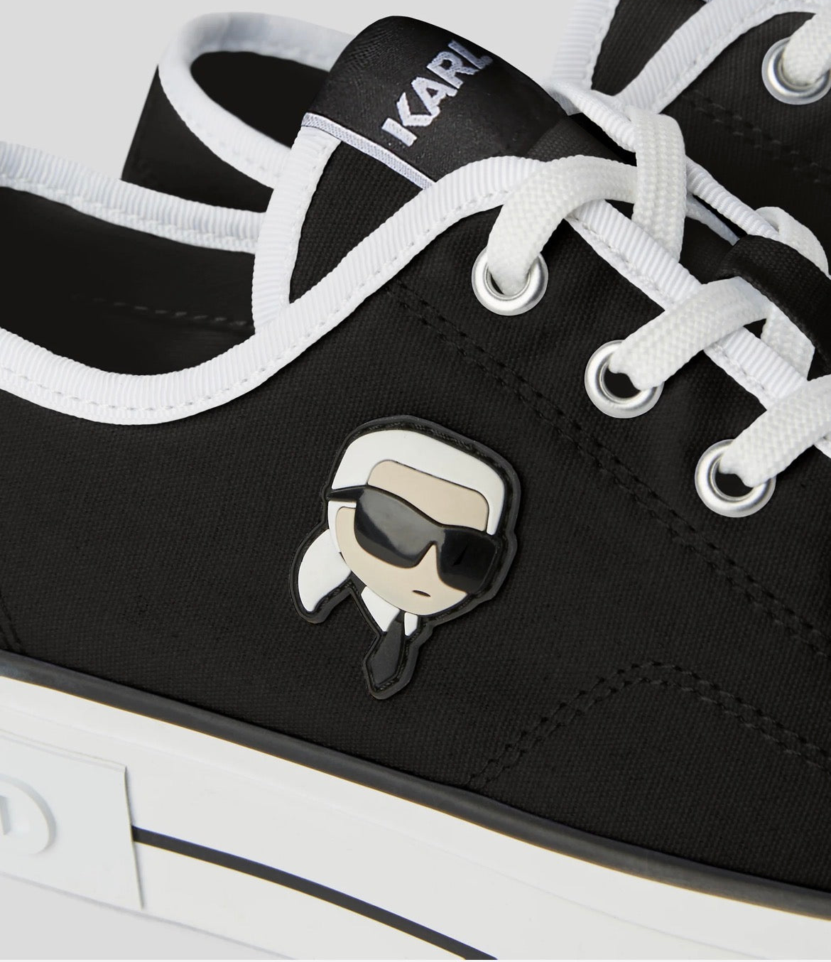 Karl Lagerfeld Ikon Kampus Max