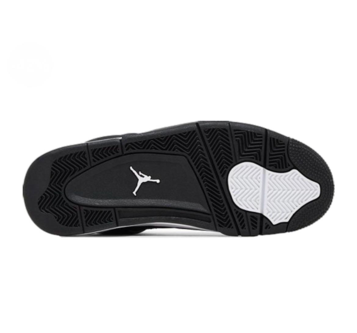 Air Jordan 4 Retro “Thunder White”