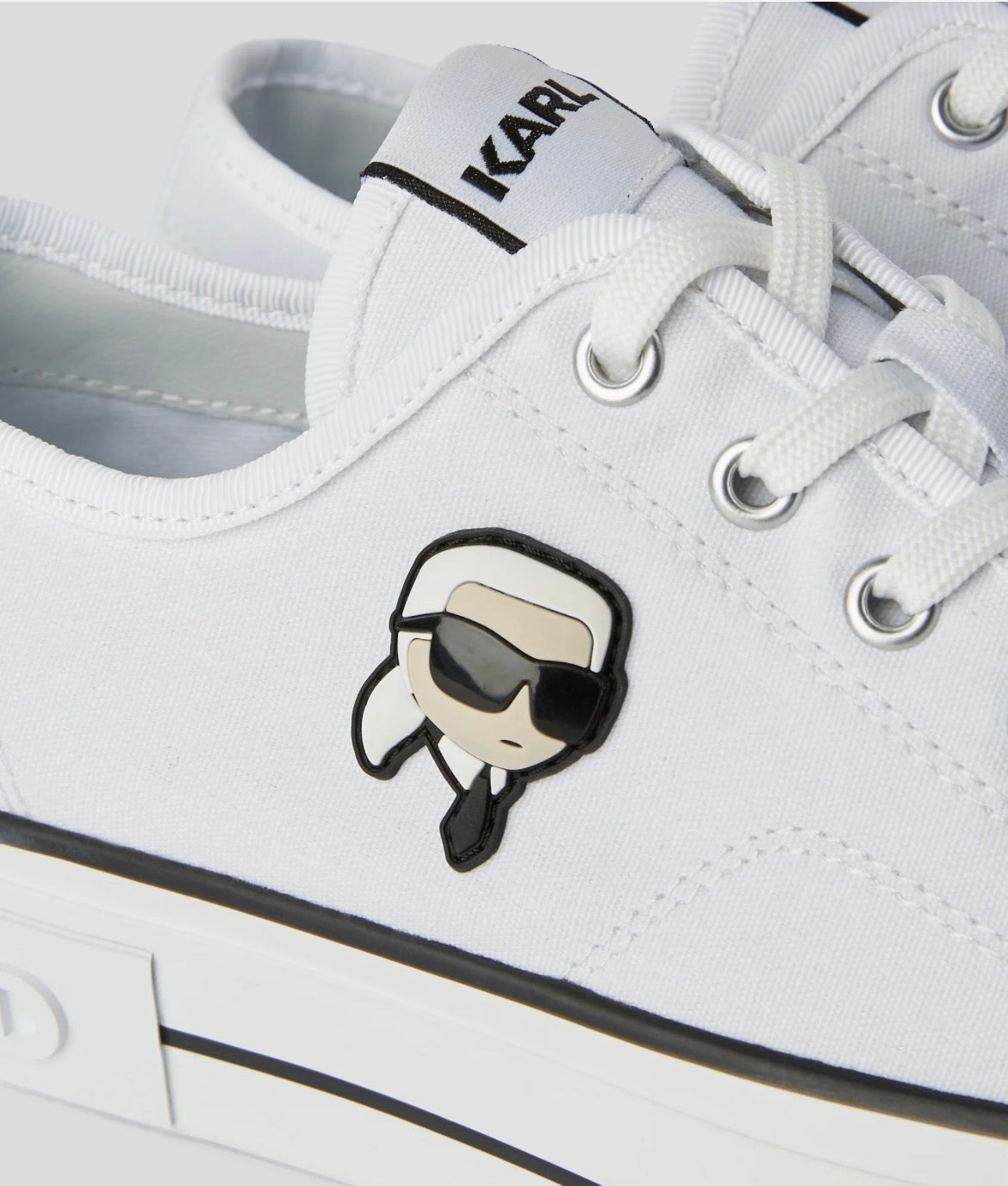 Karl Lagerfeld Ikon Kampus Max
