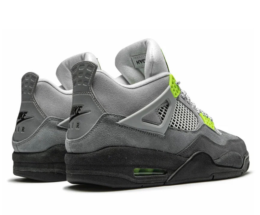 AIR JORDAN 4 RETRO SE "Neon"