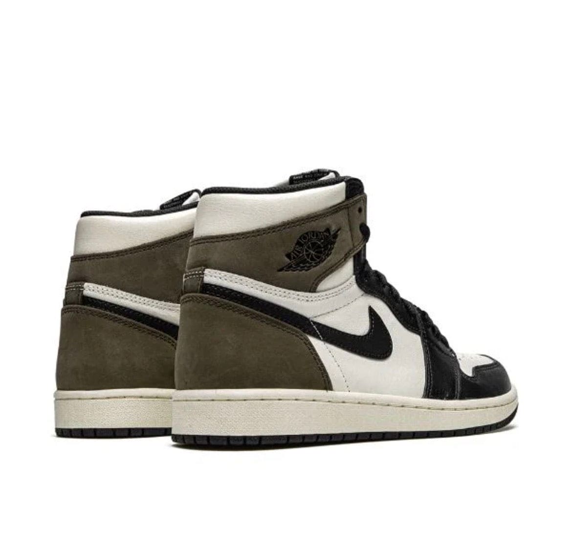 AIR JORDAN 1 RETRO HIGH OG "DARK MOCHA"