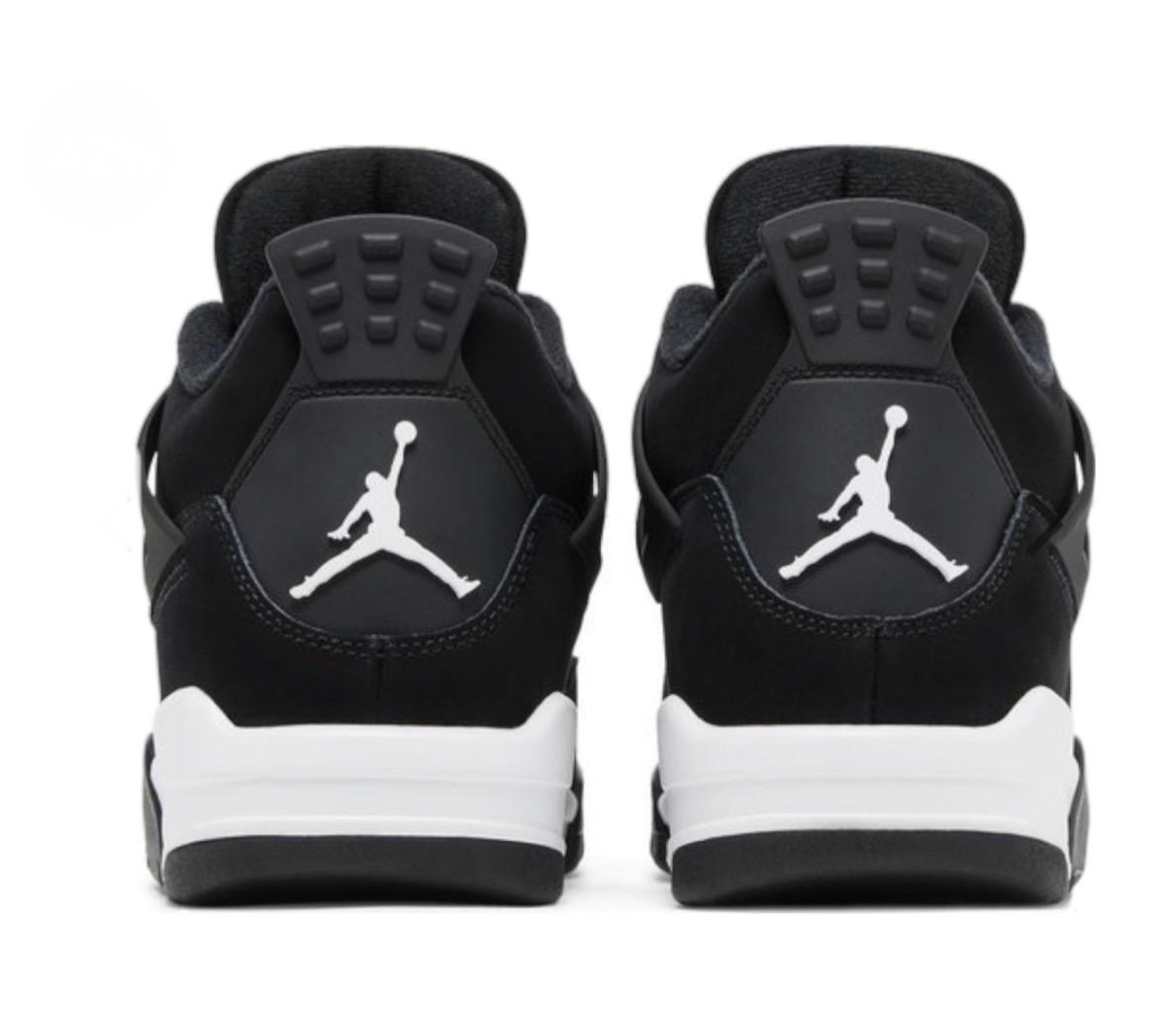 Air Jordan 4 Retro “Thunder White”